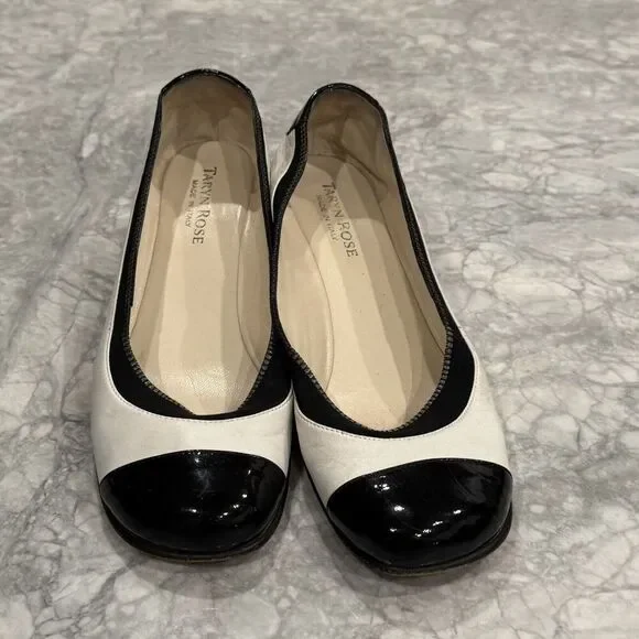 Taryn Rose White Leather Black Patent Wedge Shoes Heals Size 7 / 38 M - Picture 2 of 6